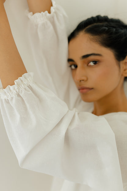 White Short Dress with Raglan Sleeves